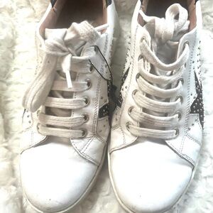 White Dune London  Women's Sneakers Sz 38